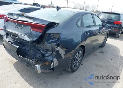 2023 Kia Forte Lxs z USA, uszkodzony, nr VIN 3KPF24AD2PE551187